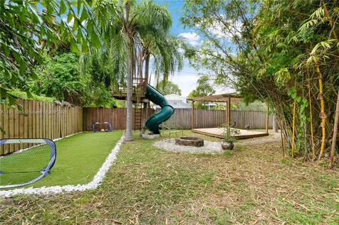 17600 SW 91st Avenue Palmetto Bay FL 33157