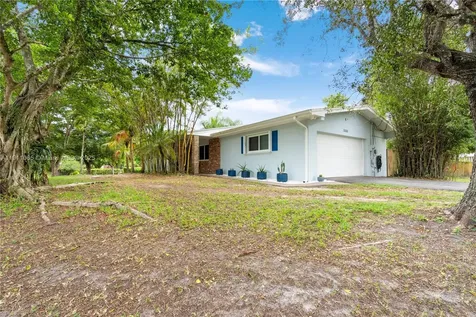 17600 SW 91st Avenue Palmetto Bay FL 33157