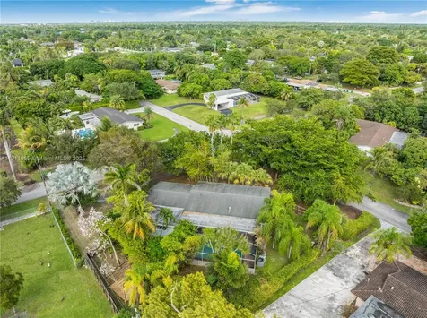 17600 SW 91st Avenue Palmetto Bay FL 33157