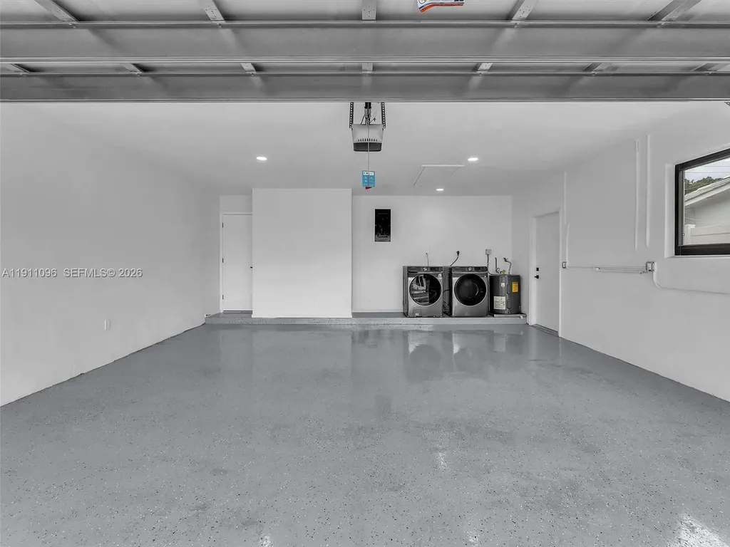 2120 NE 55th Court Fort Lauderdale FL 33308