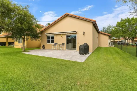 2218 SE 1st Street Homestead FL 33033