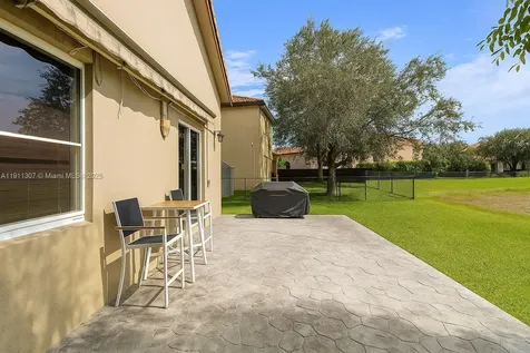2218 SE 1st Street Homestead FL 33033