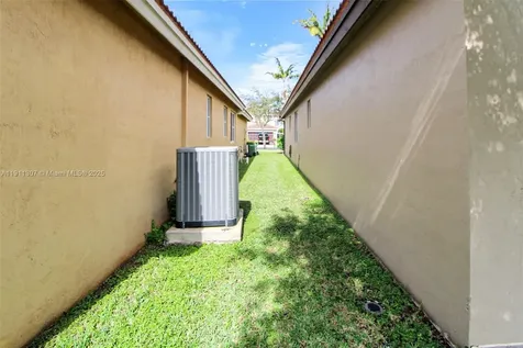 2218 SE 1st Street Homestead FL 33033