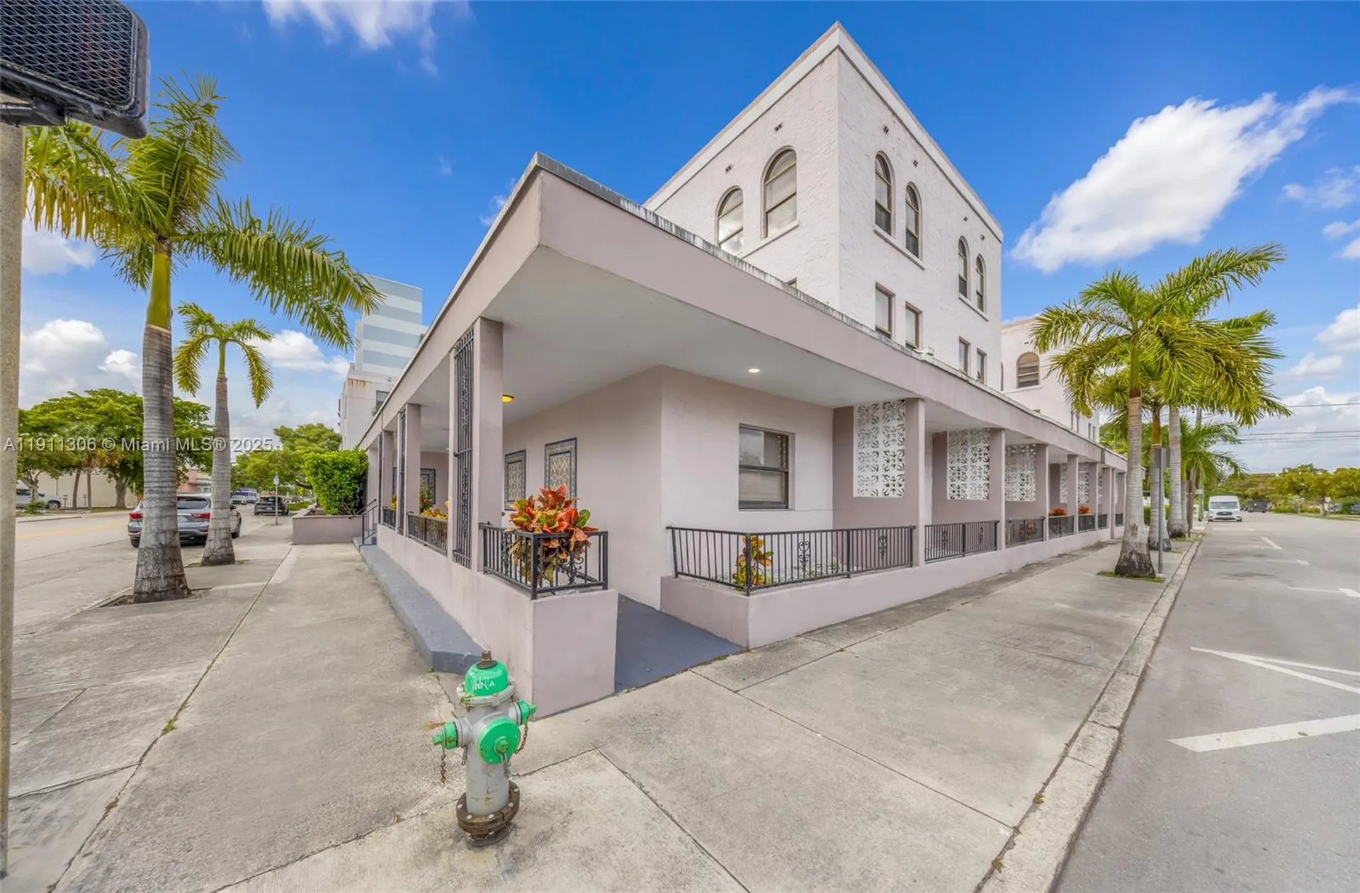 2001 Polk Street Hollywood FL 33020
