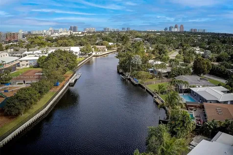 3020 NE 16th Avenue Oakland Park FL 33334