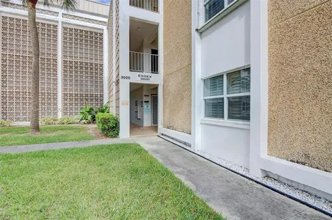 3020 NE 16th Avenue Oakland Park FL 33334