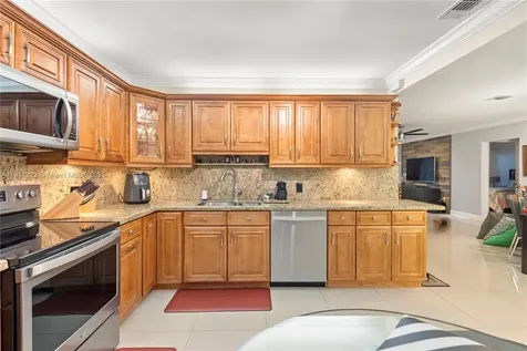 4350 NW 30th Street Coconut Creek FL 33066