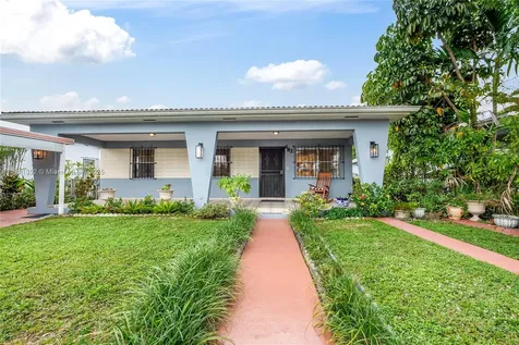 682 W 37th Street Hialeah FL 33012