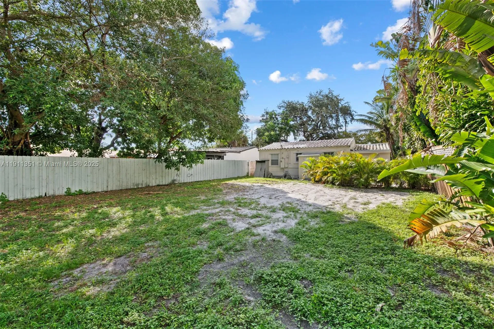 2226-2243 Cleveland Street Hollywood FL 33020