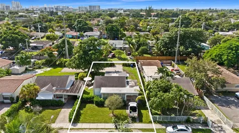 2226-2243 Cleveland Street Hollywood FL 33020