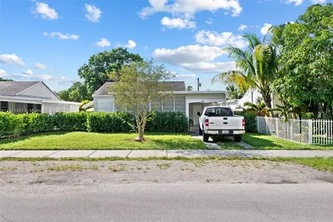 2226-2243 Cleveland Street Hollywood FL 33020