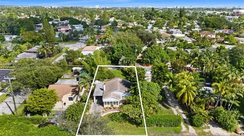 2226-2243 Cleveland Street Hollywood FL 33020