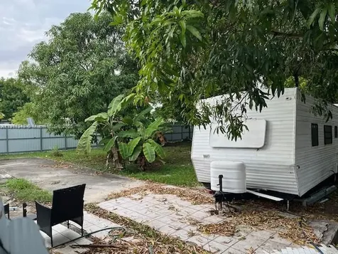 1487 NW 100th Street Miami FL 33147
