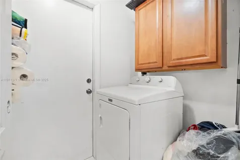 7974 NW 186th Terrace Hialeah FL 33015