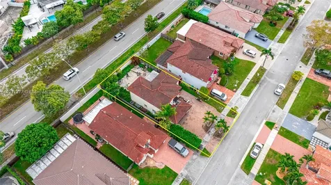 7974 NW 186th Terrace Hialeah FL 33015
