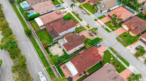 7974 NW 186th Terrace Hialeah FL 33015