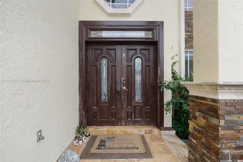 7974 NW 186th Terrace Hialeah FL 33015