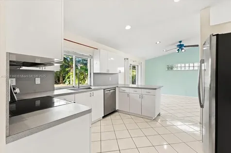 5261 SW 23rd Street West Park FL 33023