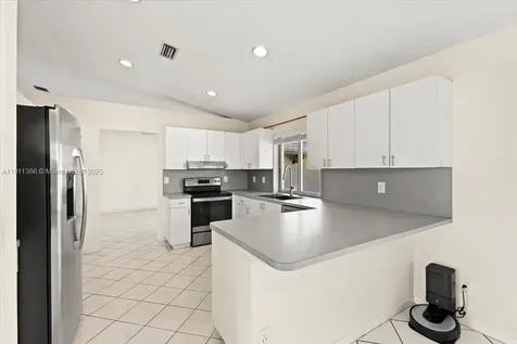 5261 SW 23rd Street West Park FL 33023