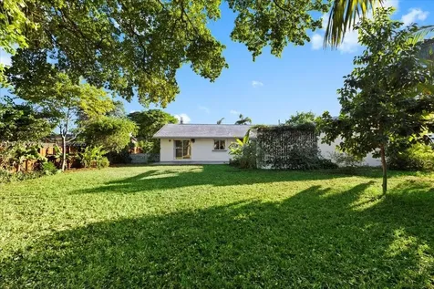 5261 SW 23rd Street West Park FL 33023