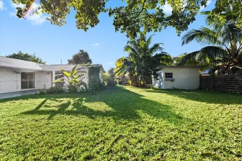 5261 SW 23rd Street West Park FL 33023