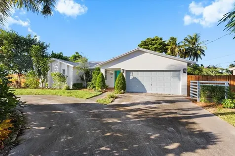 5261 SW 23rd Street West Park FL 33023