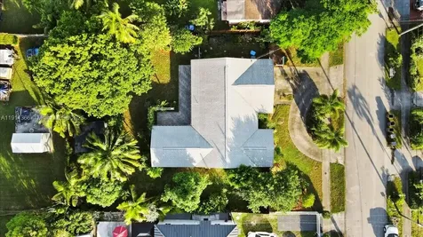 5261 SW 23rd Street West Park FL 33023