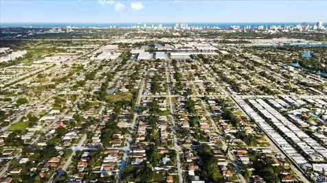 5261 SW 23rd Street West Park FL 33023