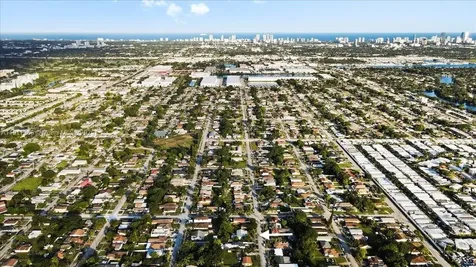 5261 SW 23rd Street West Park FL 33023