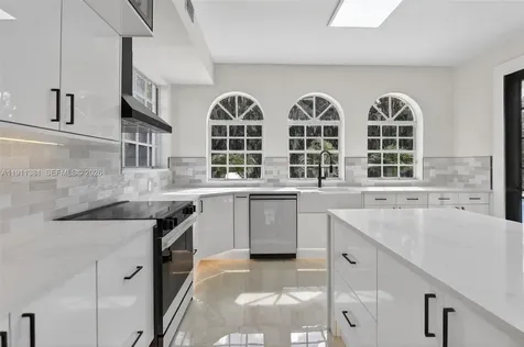 12360 SW 1st Street Plantation FL 33325