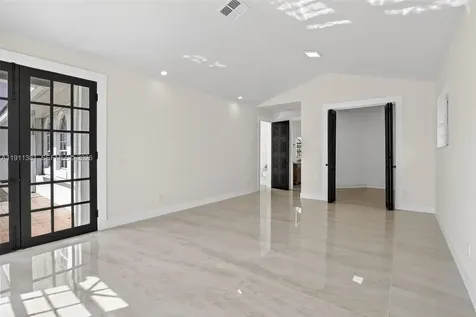 12360 SW 1st Street Plantation FL 33325