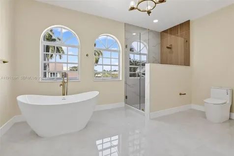 12360 SW 1st Street Plantation FL 33325