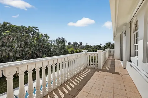 12360 SW 1st Street Plantation FL 33325