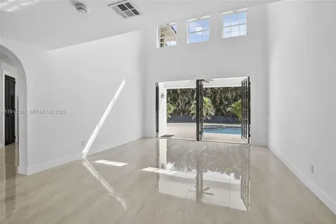 12360 SW 1st Street Plantation FL 33325