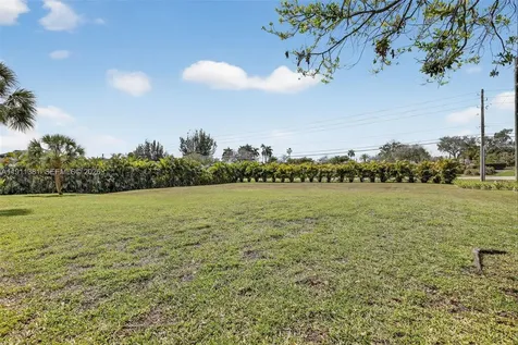 12360 SW 1st Street Plantation FL 33325