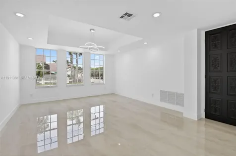 12360 SW 1st Street Plantation FL 33325