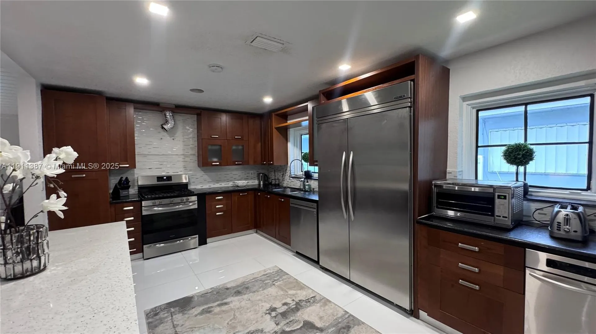 1332 Van Buren St (AVAIL 04/01/2026) Hollywood FL 33019