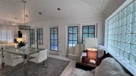 1332 Van Buren St (AVAIL 04/01/2026) Hollywood FL 33019