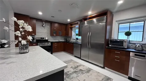1332 Van Buren St (AVAIL 04/01/2026) Hollywood FL 33019