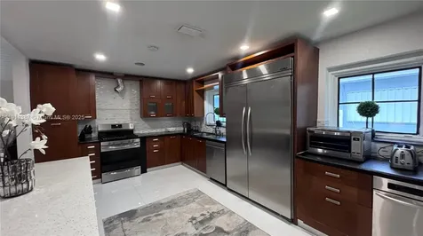 1332 Van Buren St (AVAIL 04/01/2026) Hollywood FL 33019