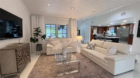 1332 Van Buren St (AVAIL 04/01/2026) Hollywood FL 33019