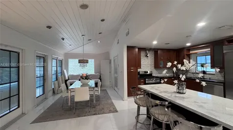 1332 Van Buren St (AVAIL 04/01/2026) Hollywood FL 33019
