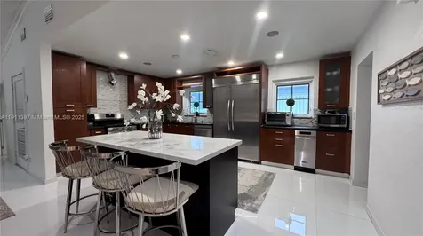 1332 Van Buren St (AVAIL 04/01/2026) Hollywood FL 33019