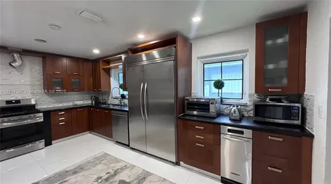 1332 Van Buren St (AVAIL 04/01/2026) Hollywood FL 33019