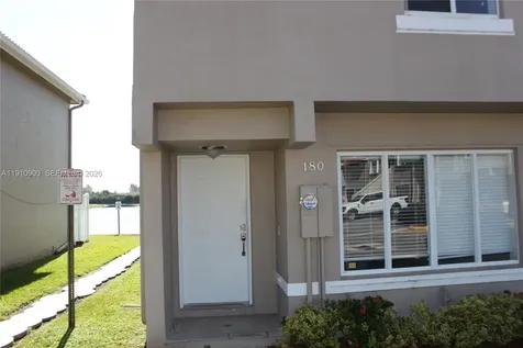 180 Riviera Circle Weston FL 33326