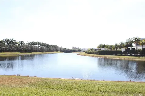 180 Riviera Circle Weston FL 33326