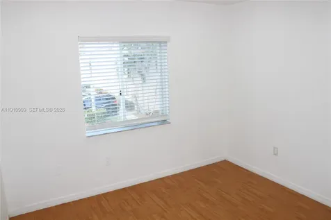180 Riviera Circle Weston FL 33326
