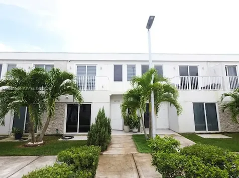 13721 SW 259th Lane Homestead FL 33032