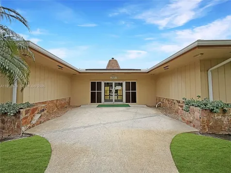 500 W Village Green Circle W Palm Springs FL 33461