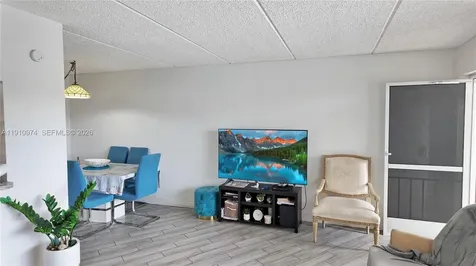 500 W Village Green Circle W Palm Springs FL 33461